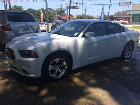 2011 Dodge Charger for sale at SW AUTO LLC in Lafayette LA