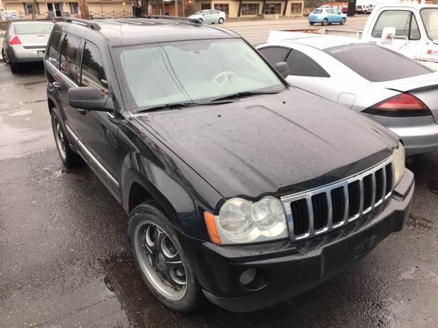 2006 Jeep Grand Cherokee for sale at GEM STATE AUTO in Boise ID