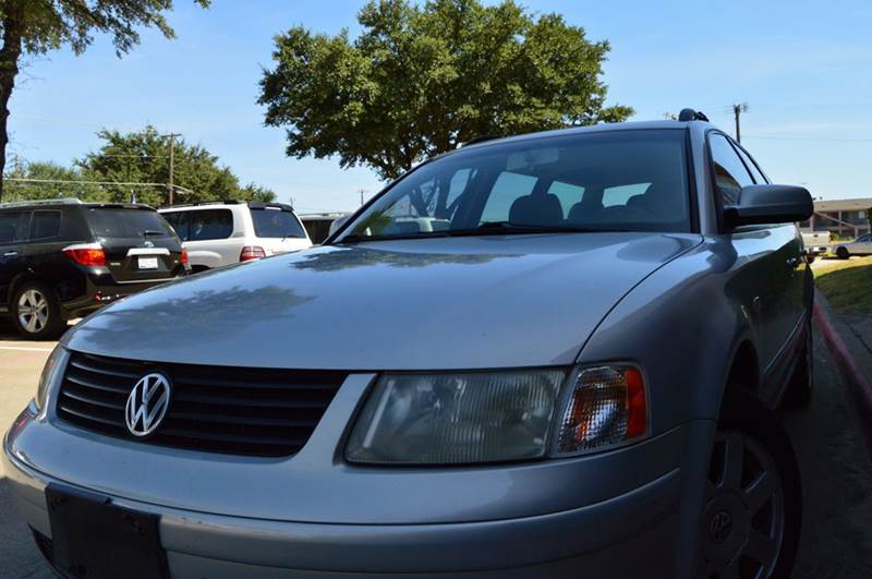 2001 Volkswagen Passat for sale at E-Auto Groups in Dallas TX