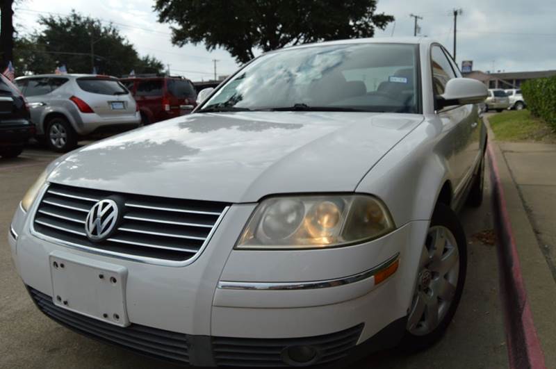 2005 Volkswagen Passat for sale at E-Auto Groups in Dallas TX
