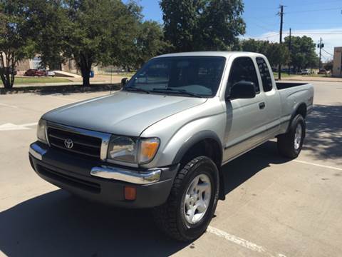 2000 Toyota Tacoma for sale at Vitas Car Sales in Dallas TX