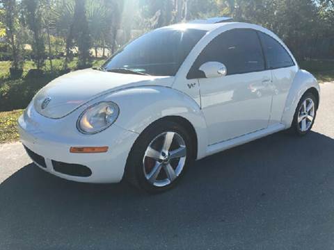 2008 Volkswagen New Beetle for sale at HORIZON AUTO GROUP INC in Orlando FL