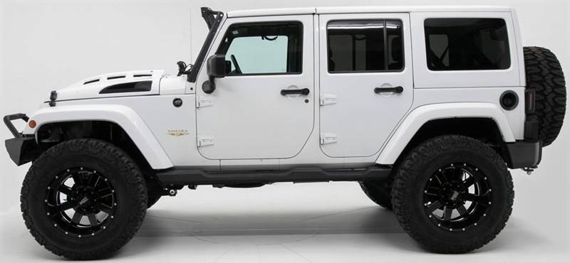 2015 Jeep Wrangler Unlimited Sahara Custom Build In Fort