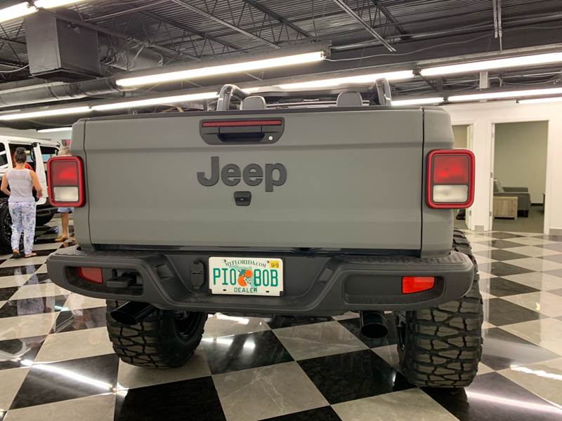 2020 gladiator jeep amp steps