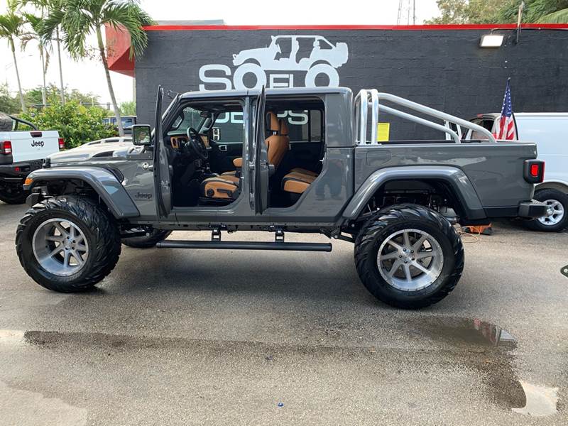 2020 Jeep Gladiator Sting grey lifted custom gladiator max tow 40" In