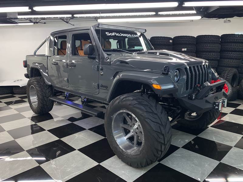 2020 Jeep Gladiator Sting grey lifted custom gladiator max tow 40