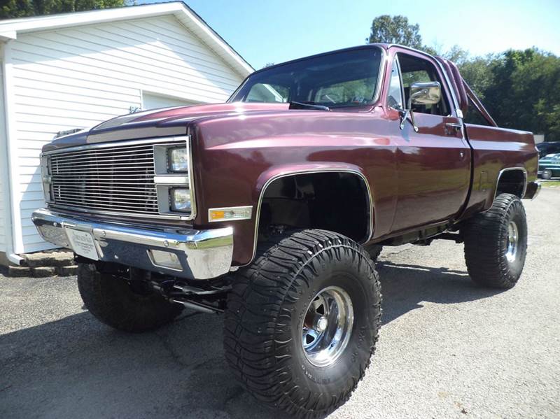 1982 Chevrolet C/K 10 Series for sale at STARRY'S AUTO SALES in New Alexandria PA