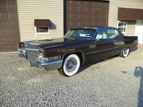 1970 Cadillac DeVille for sale at STARRY'S AUTO SALES in New Alexandria PA