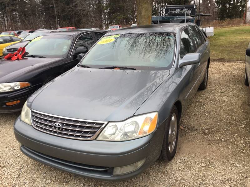 2004 Toyota Avalon for sale at Hillside Motor Sales in Coldwater MI