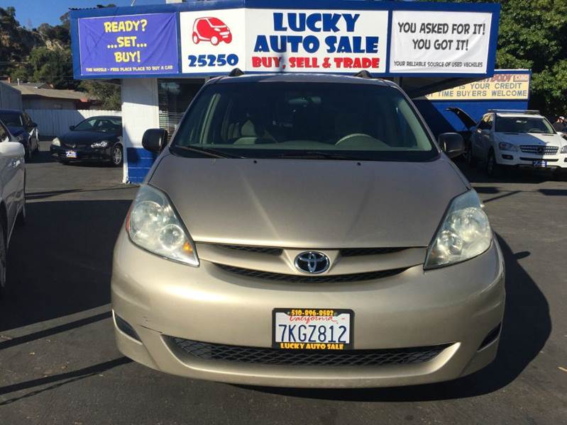 2006 Toyota Sienna for sale at Lucky Auto Sale in Hayward CA