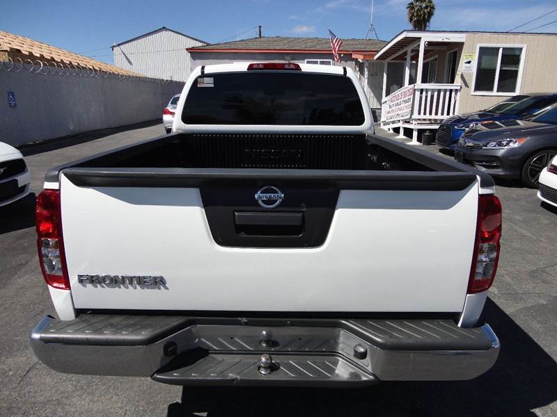 2017 Nissan Frontier 4x2 SV 4dr King Cab 6.1 ft. SB 5A In Spring Valley ...