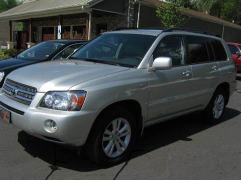 2007 Toyota Highlander Hybrid for sale at Driven Pre-Owned in Lenoir NC