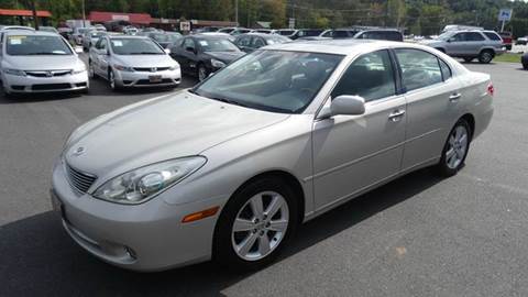 2005 Lexus ES 330 for sale at Driven Pre-Owned in Lenoir NC