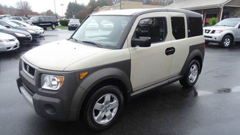2005 Honda Element for sale at Driven Pre-Owned in Lenoir NC