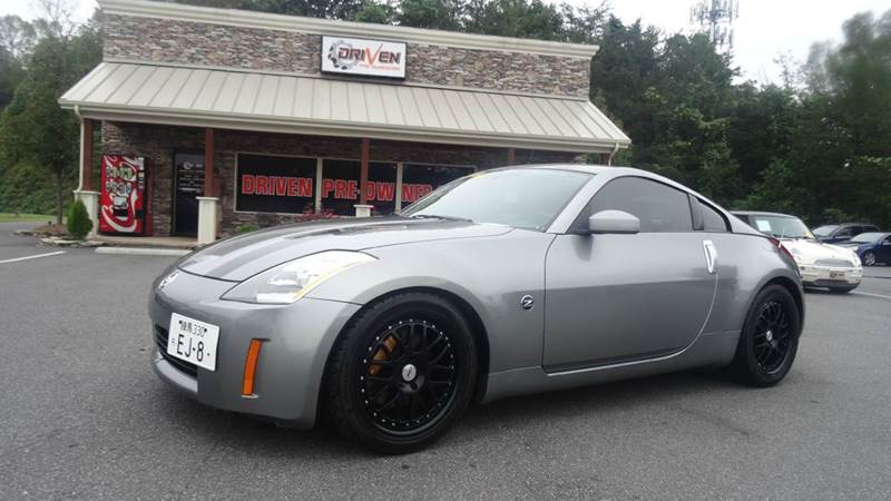 2004 Nissan 350Z for sale at Driven Pre-Owned in Lenoir NC