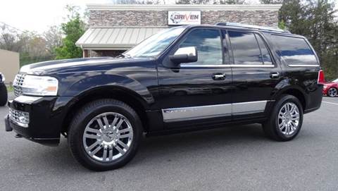 2007 Lincoln Navigator for sale at Driven Pre-Owned in Lenoir NC