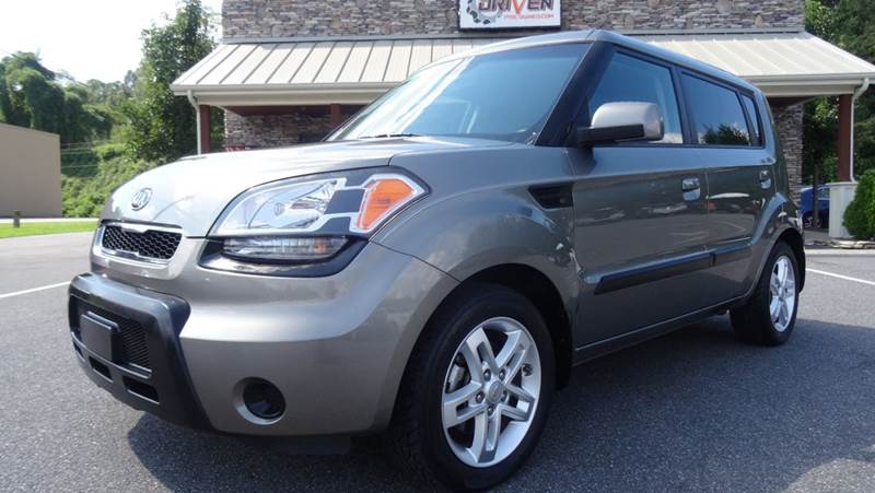 2010 Kia Soul for sale at Driven Pre-Owned in Lenoir NC