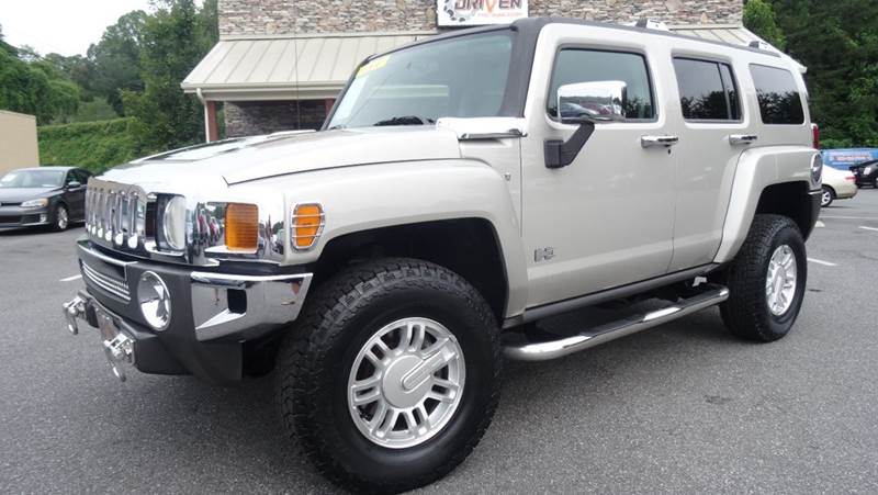 2007 HUMMER H3 for sale at Driven Pre-Owned in Lenoir NC