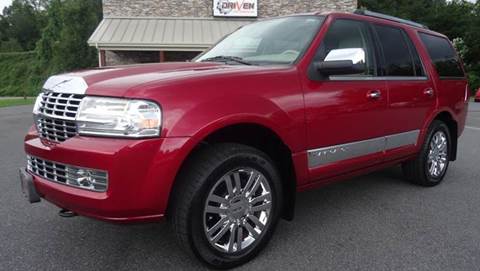 2008 Lincoln Navigator for sale at Driven Pre-Owned in Lenoir NC