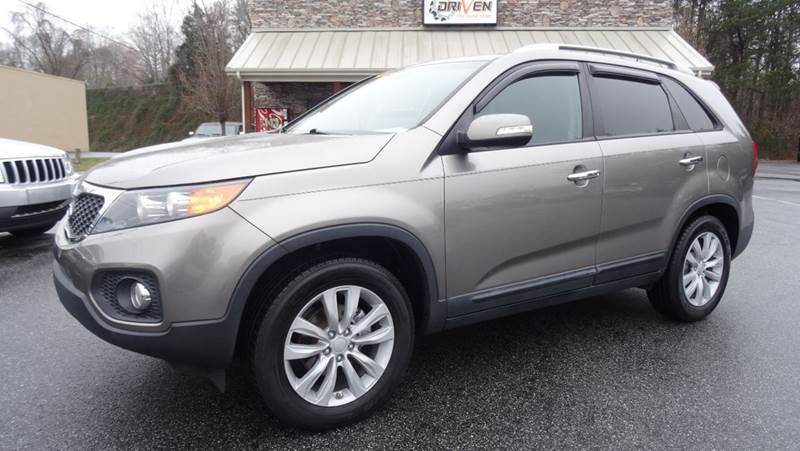 2011 Kia Sorento for sale at Driven Pre-Owned in Lenoir NC