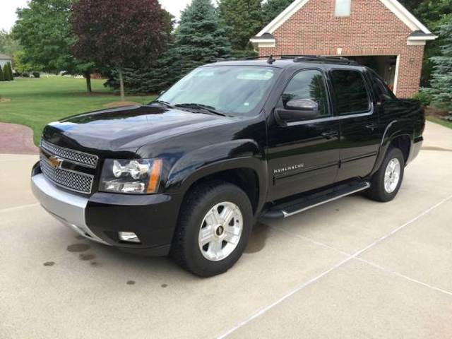 2011 Chevrolet Avalanche for sale at Sambuys, LLC in Randolph WI
