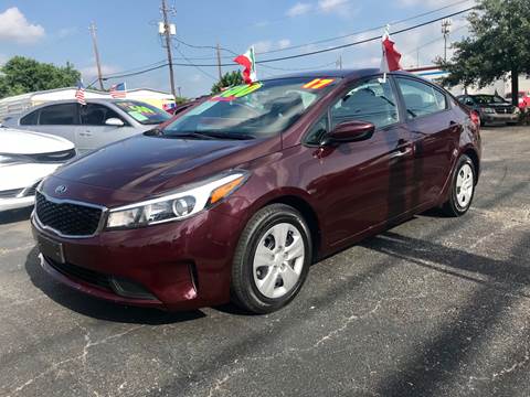 2017 Kia Forte for sale at GATEWAY  FINANCE  INC - GATEWAY FINANCE INC in Houston TX