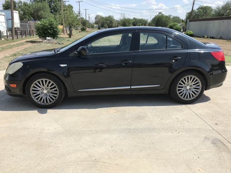 2010 Suzuki Kizashi for sale at FIRST CHOICE MOTORS in Lubbock TX