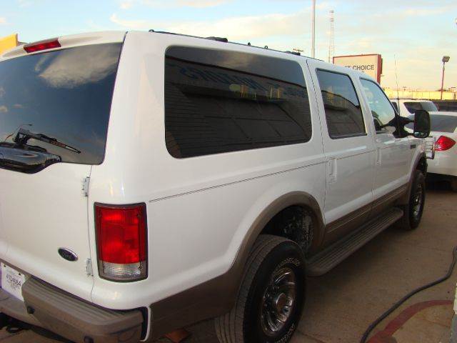 2000 Ford Excursion for sale at FIRST CHOICE MOTORS in Lubbock TX