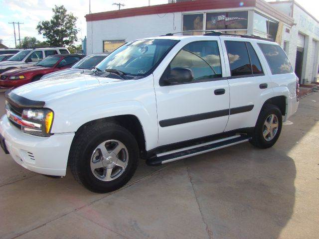 2005 Chevrolet TrailBlazer for sale at FIRST CHOICE MOTORS in Lubbock TX