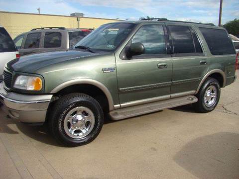 2001 Ford Expedition for sale at FIRST CHOICE MOTORS in Lubbock TX