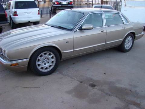 1998 Jaguar XJ for sale at FIRST CHOICE MOTORS in Lubbock TX