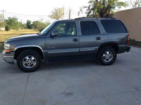 2001 Chevrolet Tahoe for sale at FIRST CHOICE MOTORS in Lubbock TX