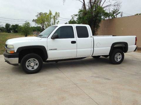 2002 Chevrolet Silverado 2500HD for sale at FIRST CHOICE MOTORS in Lubbock TX