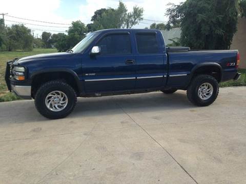 2000 Chevrolet Silverado 1500 for sale at FIRST CHOICE MOTORS in Lubbock TX