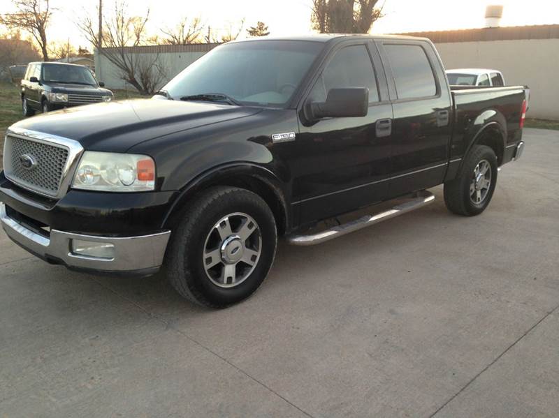 2004 Ford F-150 for sale at FIRST CHOICE MOTORS in Lubbock TX
