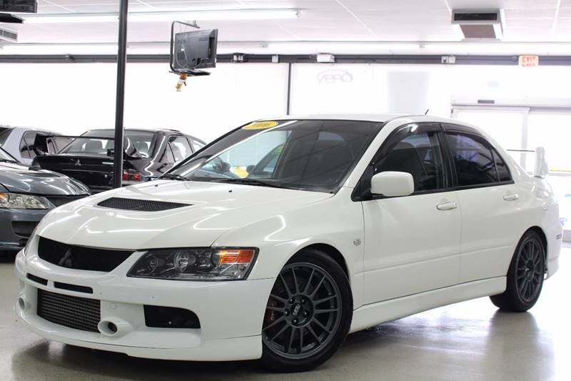 Daanyal Ochoa White Mitsubishi Lancer Evo