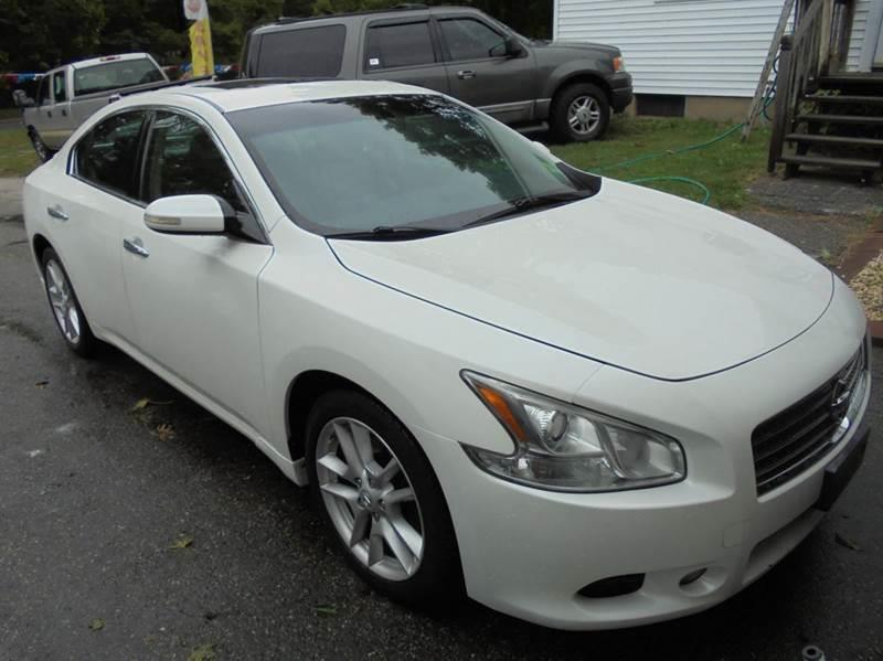 2009 Nissan Maxima for sale at NICOLES AUTO SALES LLC in Cream Ridge NJ