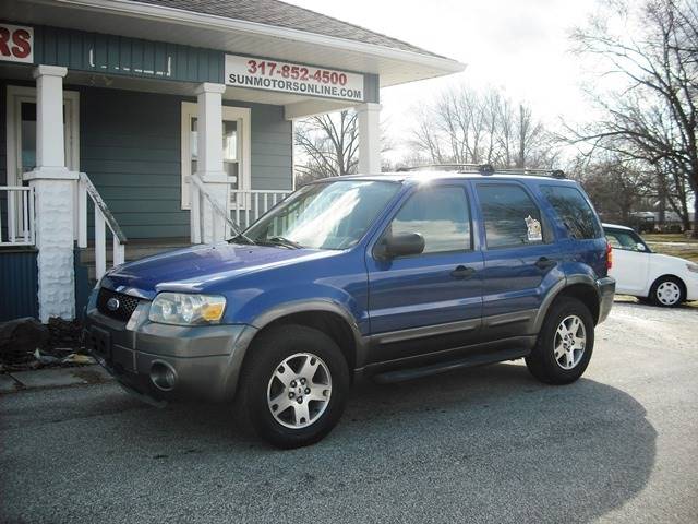2005 Ford Escape XLT (image 5)