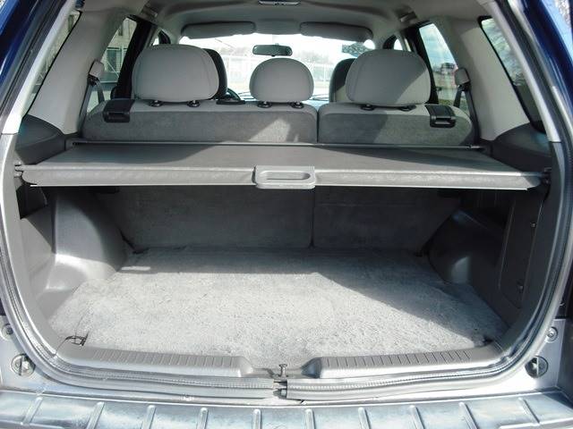 2005 Ford Escape XLT (image 10)