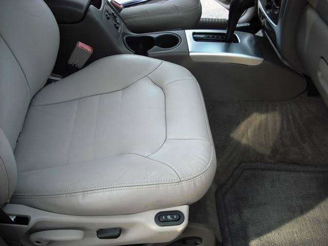 2002 Jeep Liberty Limited (image 10)