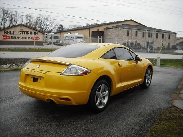 2009 Mitsubishi Eclipse GS (image 4)
