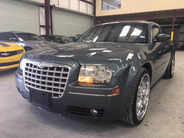 2005 Chrysler 300 for sale at Auto Selection Inc. in Houston TX