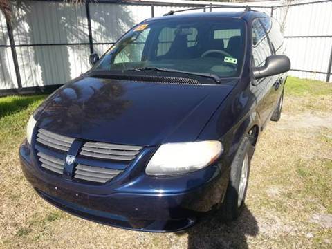 2005 Dodge Grand Caravan for sale at Auto Selection Inc. in Houston TX