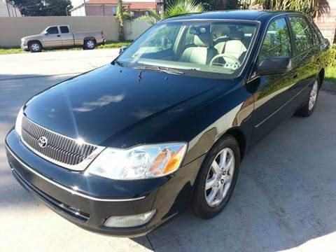 2002 Toyota Avalon for sale at Auto Selection Inc. in Houston TX