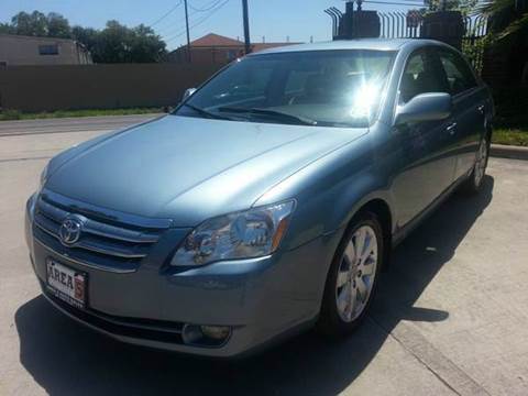 2005 Toyota Avalon for sale at Auto Selection Inc. in Houston TX