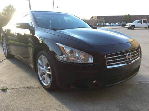 2010 Nissan Maxima for sale at Auto Selection Inc. in Houston TX