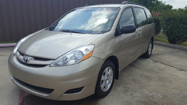 2008 Toyota Sienna for sale at Auto Selection Inc. in Houston TX