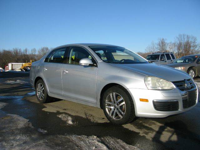 2006 Volkswagen Jetta for sale at Unlimited Auto Sales & Detailing, LLC in Windsor Locks CT