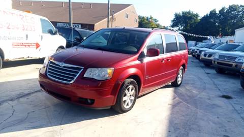 2008 Chrysler Town and Country for sale at D-OLEO AUTO SALES in Wilmington IL