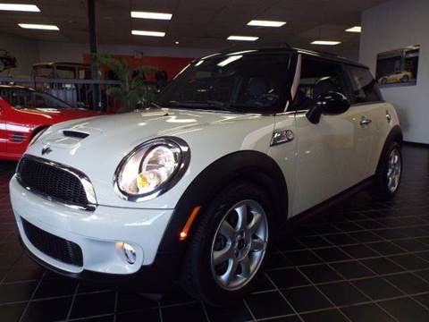 2008 MINI Cooper for sale at SAINT CHARLES MOTORCARS in Saint Charles IL